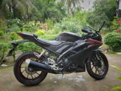 YAMAHA R15 V3